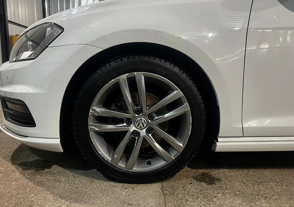 Volkswagen Golf cena 36900 przebieg: 280000, rok produkcji 2015 z Barczewo małe 562
